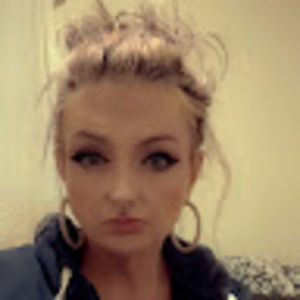 Meet your Posher, Samanthyia